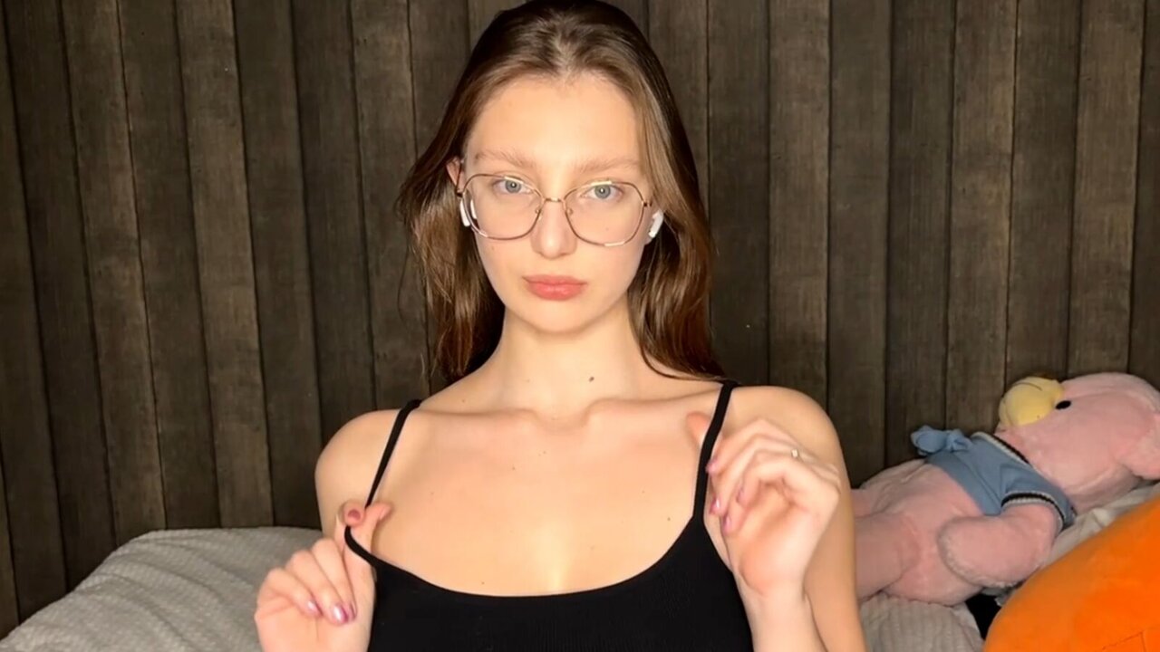 Record Nude ChristieHaluska