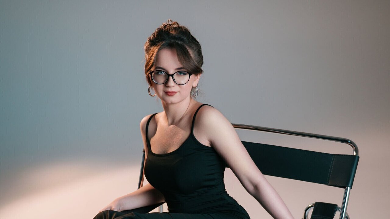 Record Nude MoliLevran