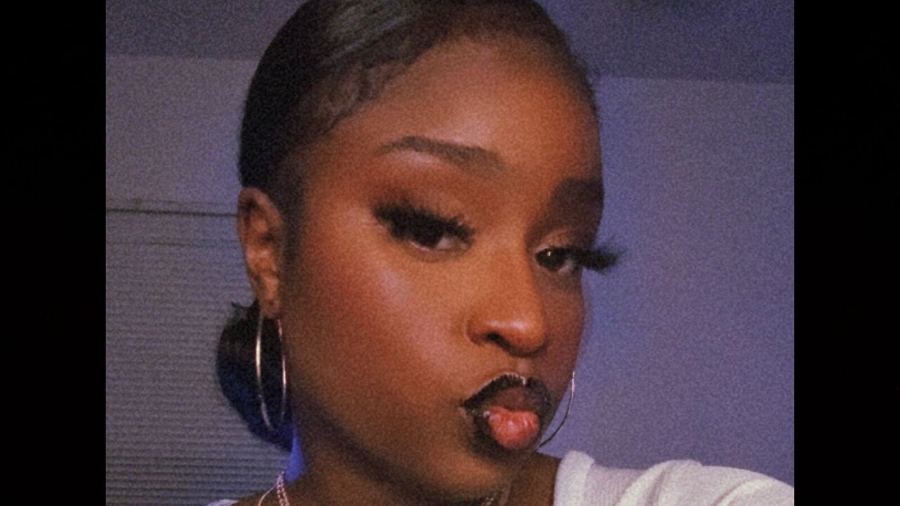 Record Nude AjaeDomme