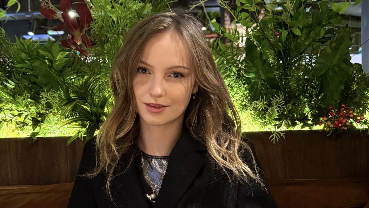 Record Nude AlexandraHariis