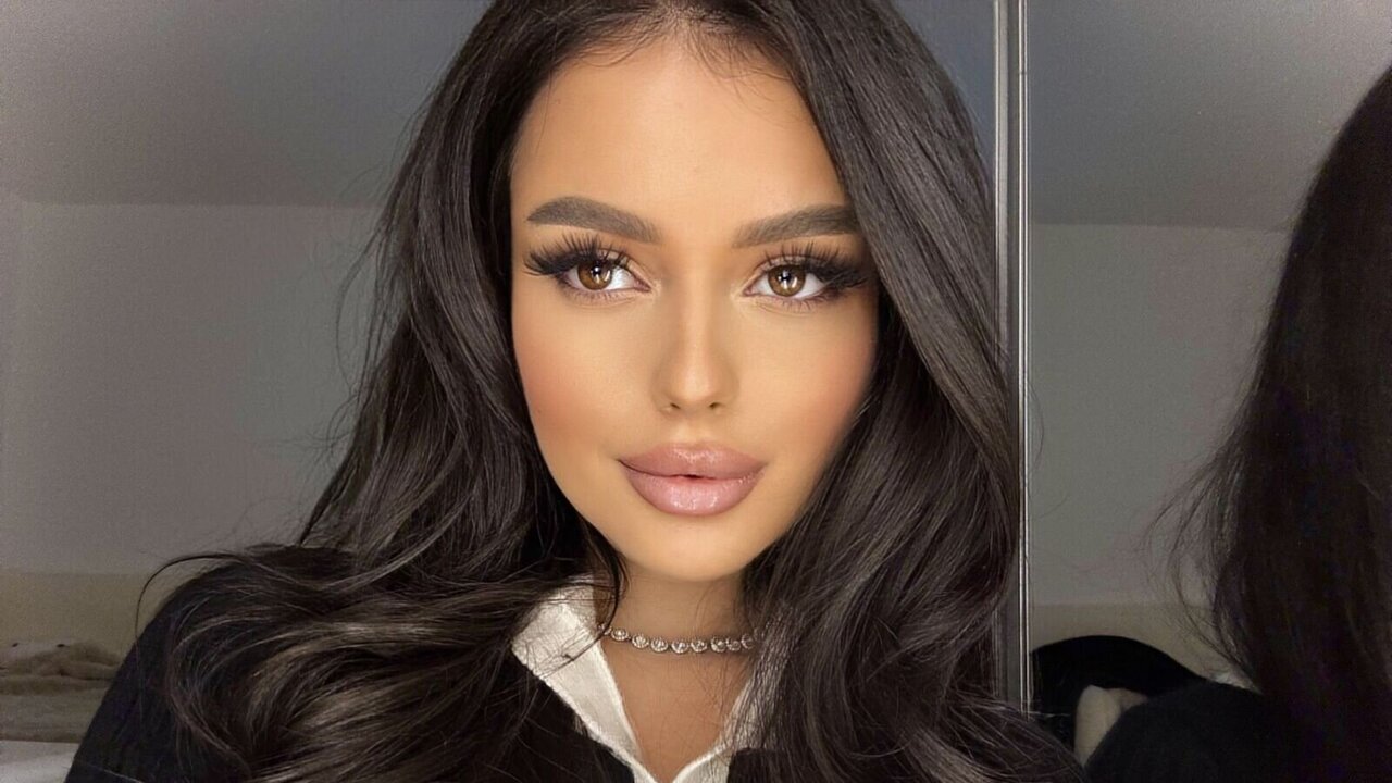 Record Nude JasmineHille